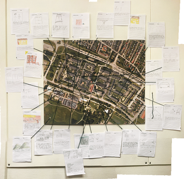 Texter och bilder från sjätteklassare på Kroksbäcksskolan, uppsatt på en karta över området.
